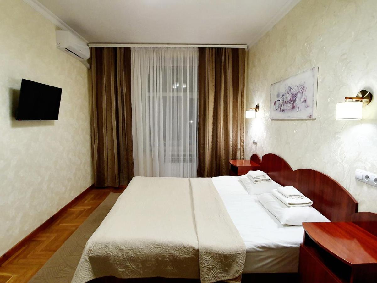 Hotel Sluch Starokostyantyniv Room photo